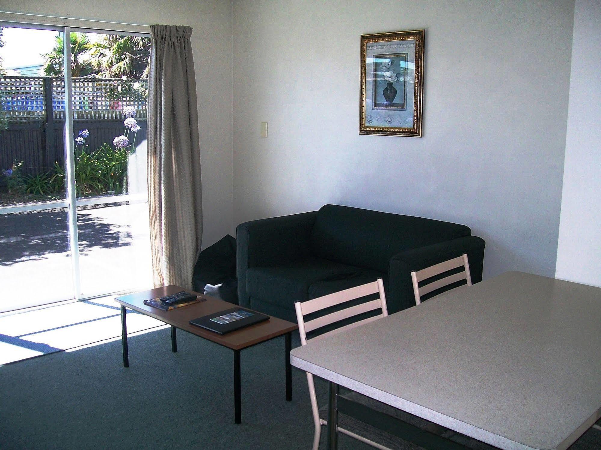 Cedar Court Motel Napier Exterior foto